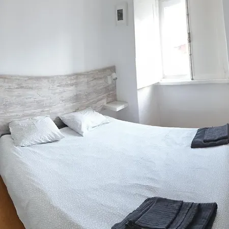 Home4u - Mouraria Typical Neighborhood Apartman Lisboa